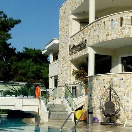 Hatzoudis Luxury Suites Hriszí Amudiá Kültér fotó
