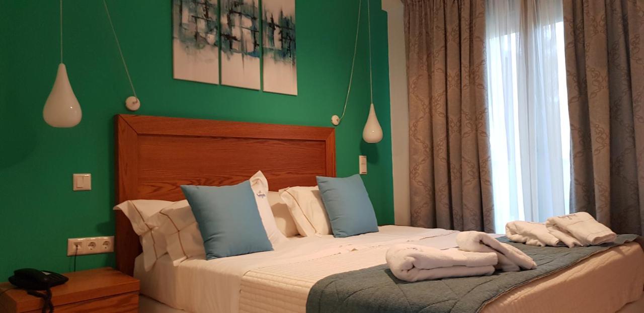 Hatzoudis Luxury Suites Hriszí Amudiá Kültér fotó