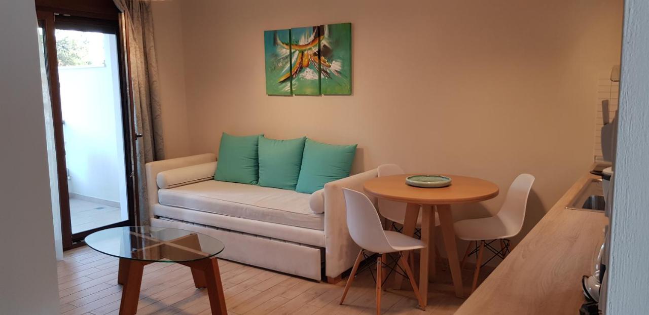Hatzoudis Luxury Suites Hriszí Amudiá Kültér fotó