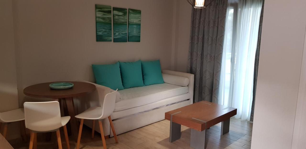 Hatzoudis Luxury Suites Hriszí Amudiá Kültér fotó