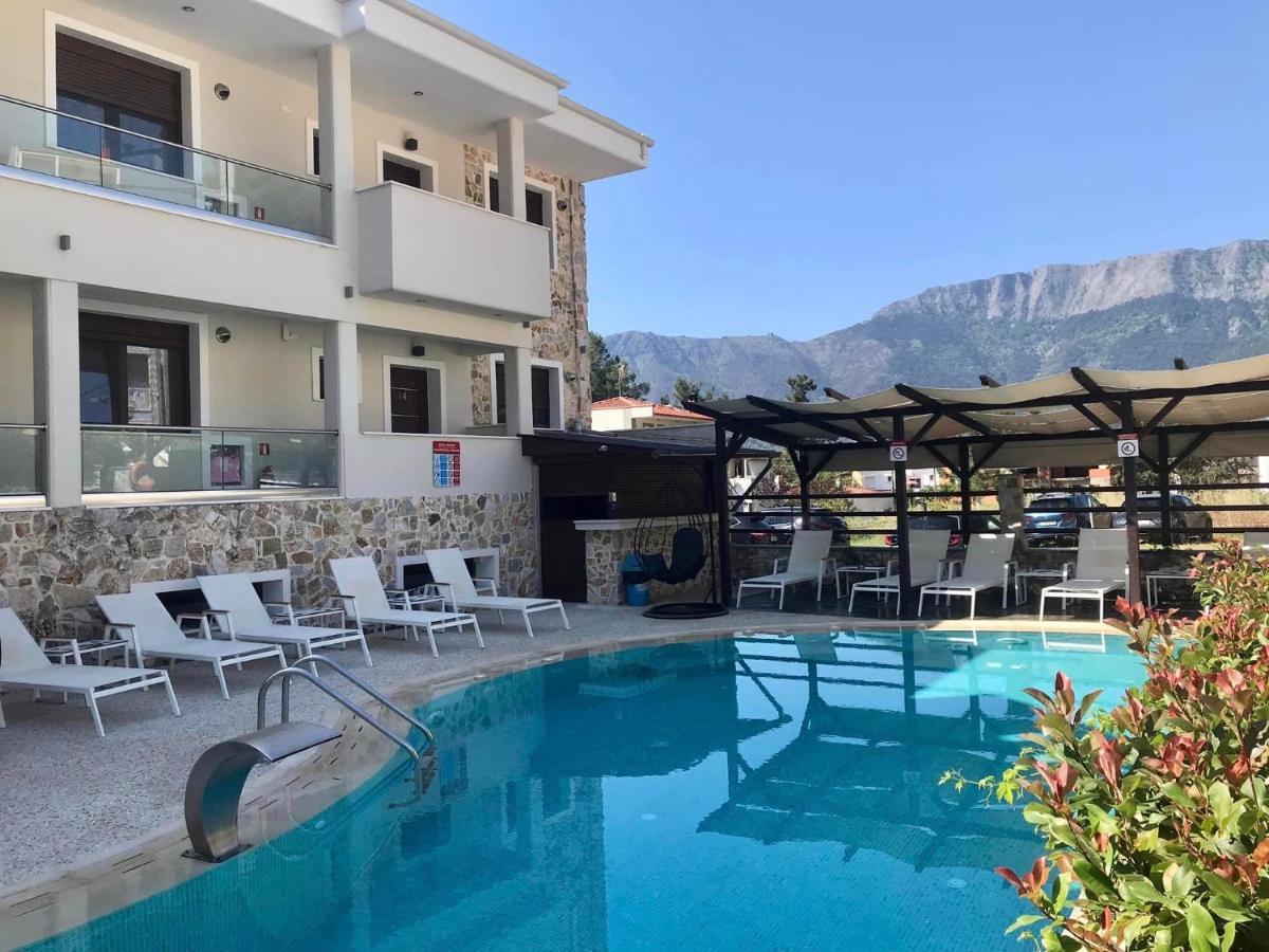 Hatzoudis Luxury Suites Hriszí Amudiá Kültér fotó