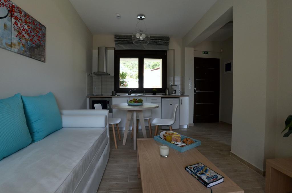 Hatzoudis Luxury Suites Hriszí Amudiá Kültér fotó
