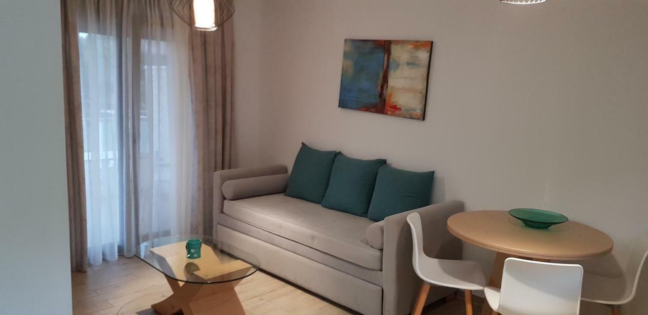 Hatzoudis Luxury Suites Hriszí Amudiá Kültér fotó