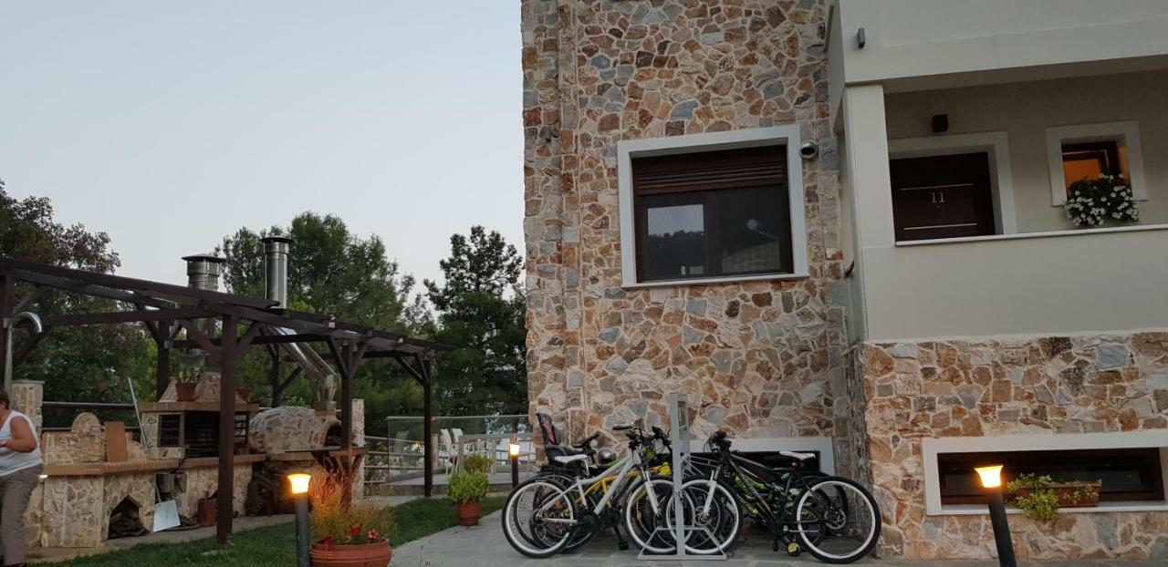 Hatzoudis Luxury Suites Hriszí Amudiá Kültér fotó